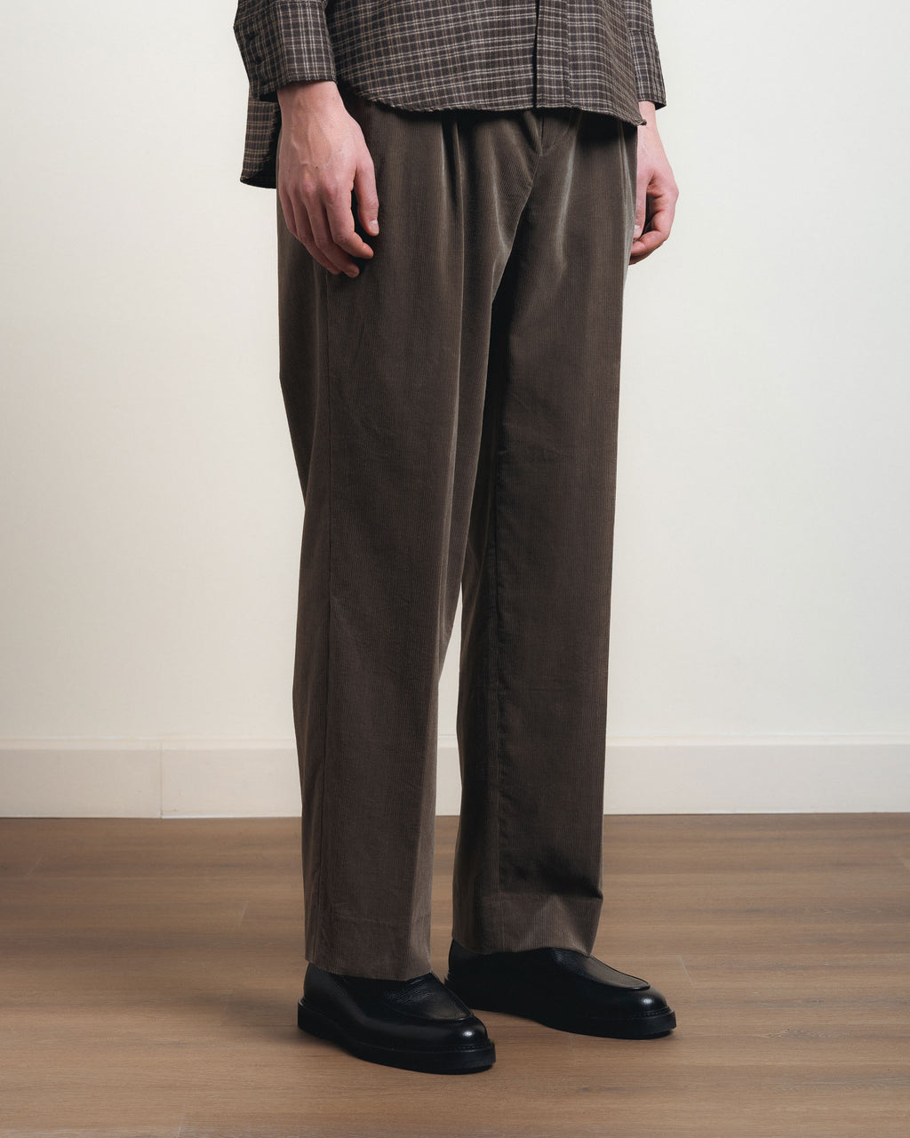 Kaptain Sunshine Cotton Corduroy Shoecut Slacks - Brown