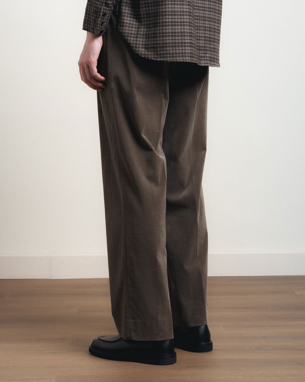Kaptain Sunshine Cotton Corduroy Shoecut Slacks - Brown